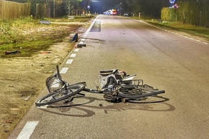 uszkodzony rower na miejscu wypadku