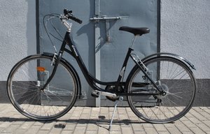 czarny rower B&#039;Twin
